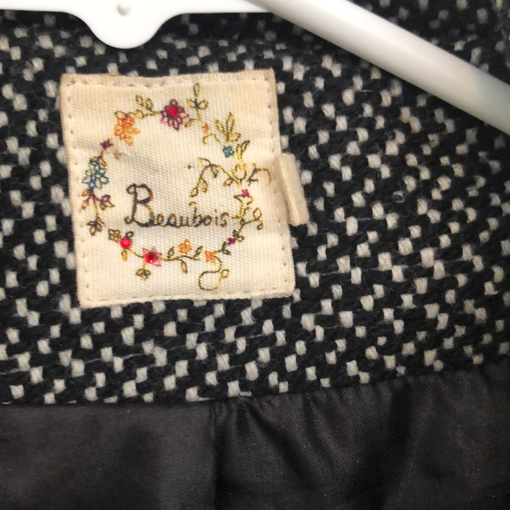 Blazer - Picture 2 of 4